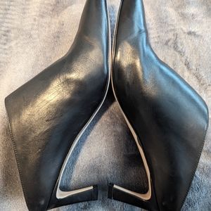 Stuart Weitzman Mira Mules 8.5m